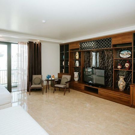 Luxstay Hotel Ha Long Buitenkant foto