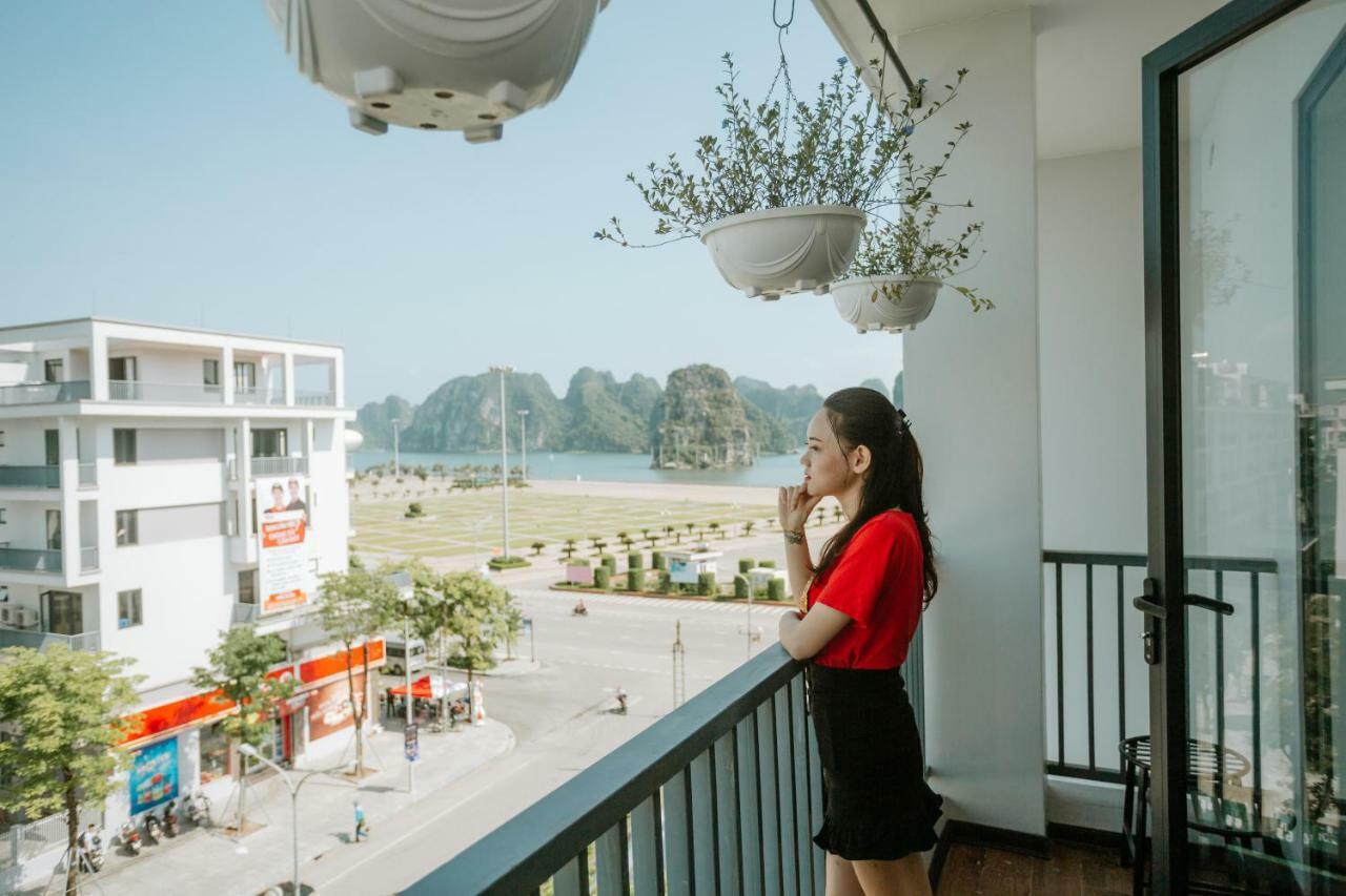 Luxstay Hotel Ha Long Buitenkant foto