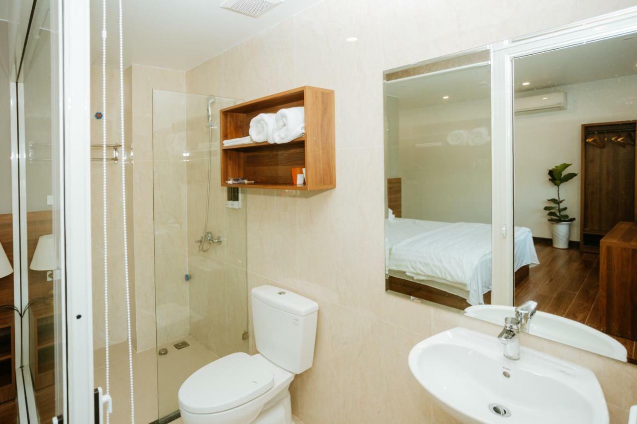 Luxstay Hotel Ha Long Buitenkant foto